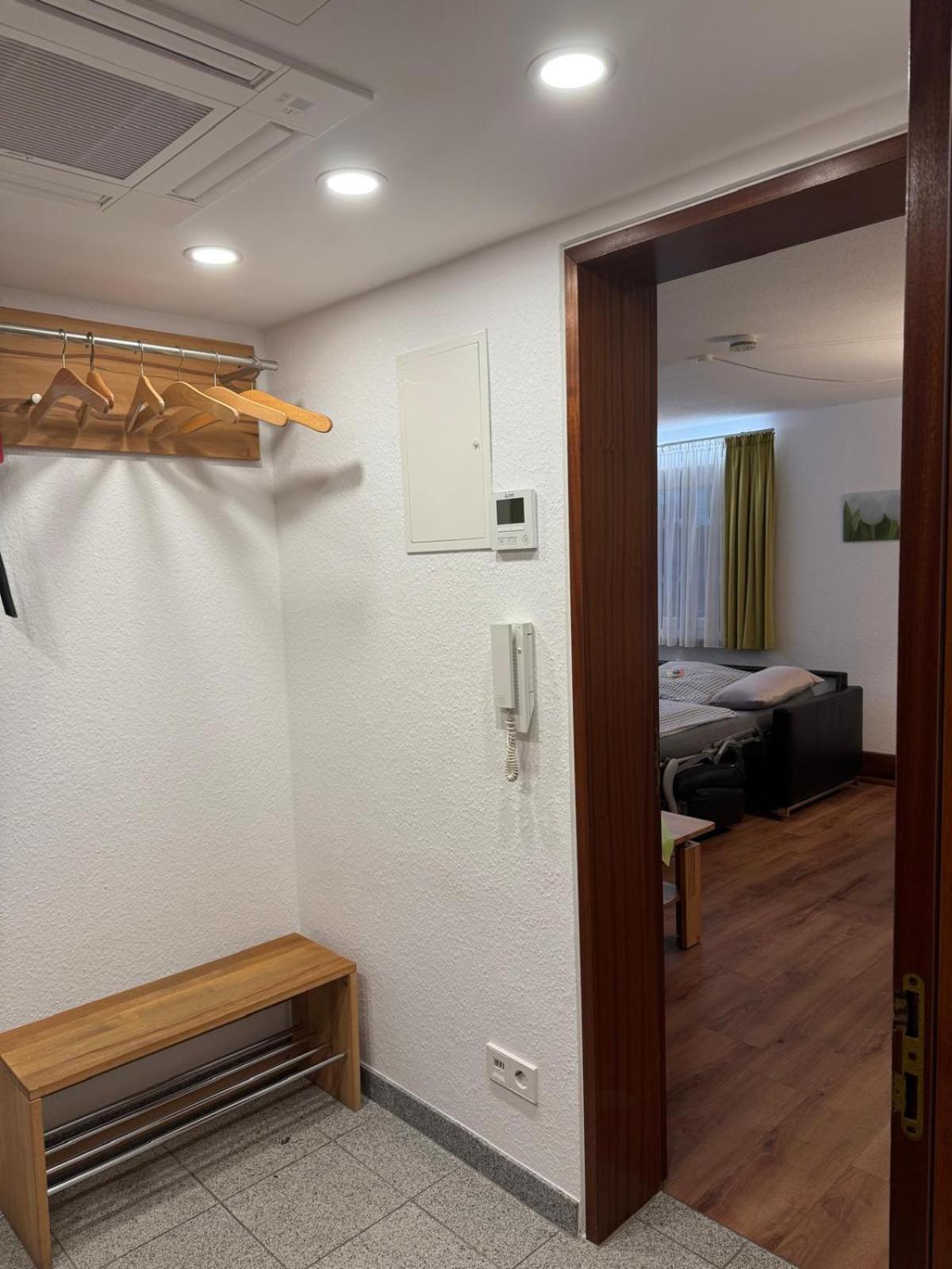 Ferienwohnung "Schwarzwald" , Pension Wauri Waldenbuch المظهر الخارجي الصورة
