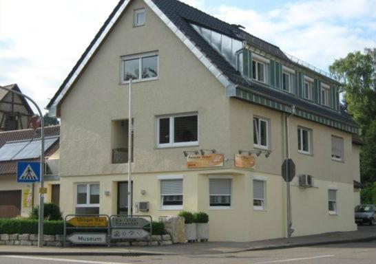 Ferienwohnung "Schwarzwald" , Pension Wauri Waldenbuch المظهر الخارجي الصورة